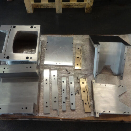 61-Repairing machine tool used for bread processing