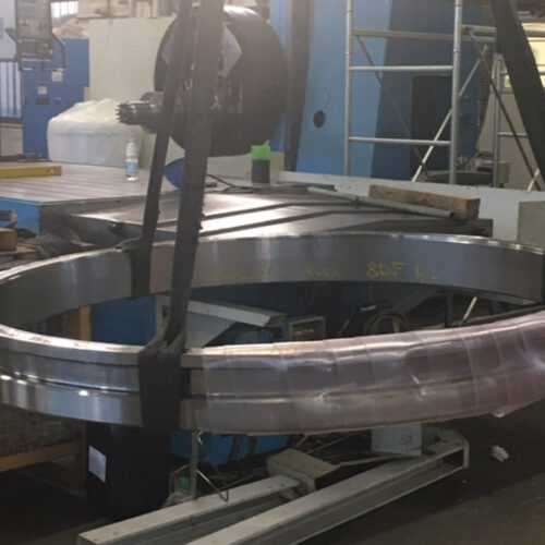 29-ex. of internal + external grinding of ring diam. 2.200